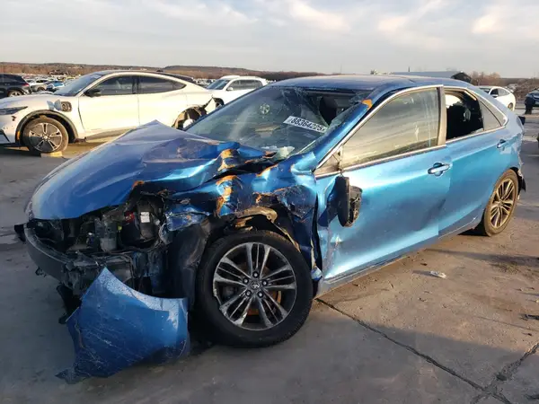 4T1BF1FK1HU716413 2017 TOYOTA CAMRY - Image 1