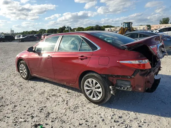 4T1BF1FK1HU718081 2017 TOYOTA CAMRY - Image 2