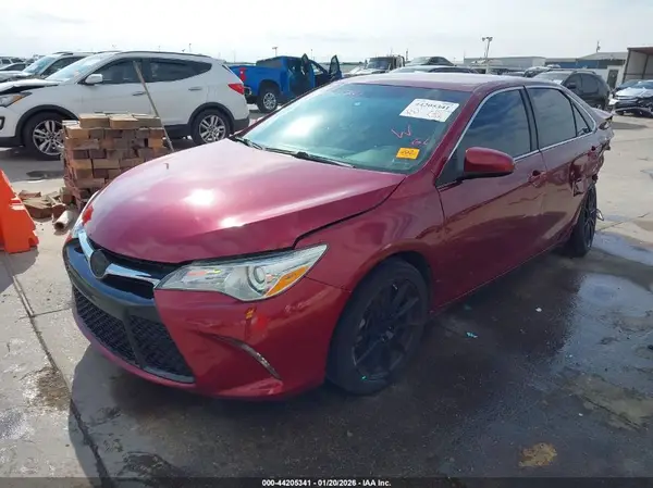 4T1BF1FK1HU718839 2017 TOYOTA CAMRY - Image 2