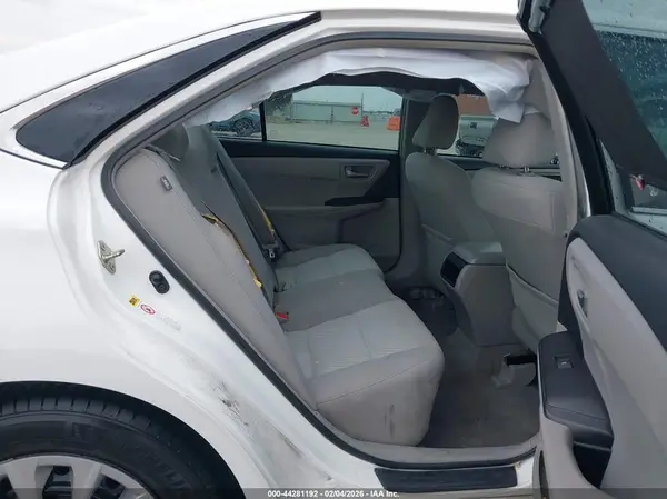 4T1BF1FK1HU719912 2017 TOYOTA CAMRY - Image 8