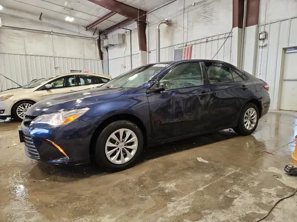 4T1BF1FK1HU723166 2017 TOYOTA CAMRY - Image 1