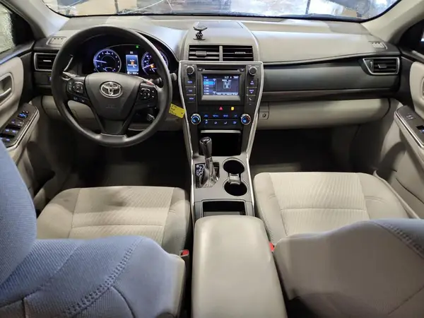 4T1BF1FK1HU723166 2017 TOYOTA CAMRY - Image 8