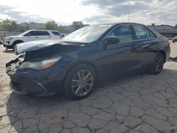 4T1BF1FK1HU726200 2017 TOYOTA CAMRY - Image 1
