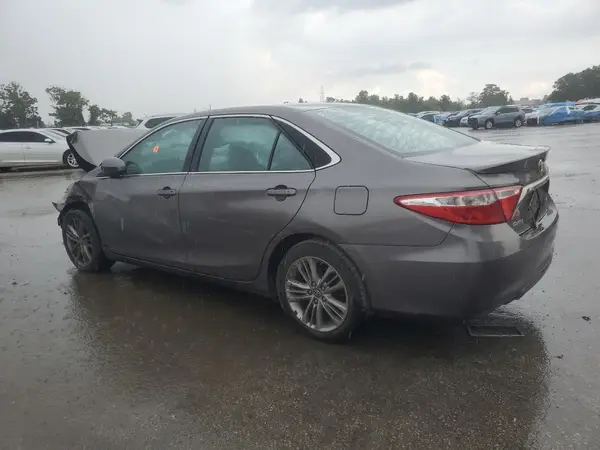 4T1BF1FK1HU726228 2017 TOYOTA CAMRY - Image 2
