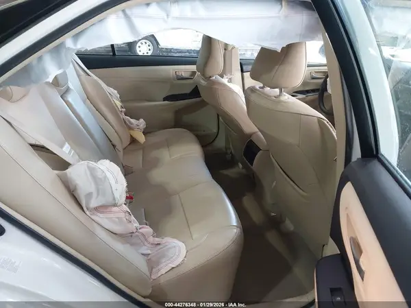 4T1BF1FK1HU737522 2017 TOYOTA CAMRY - Image 8