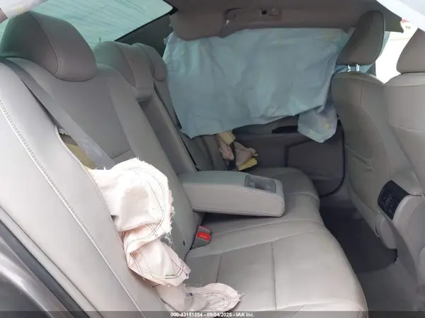 4T1BF1FK1HU739397 2017 TOYOTA CAMRY - Image 8