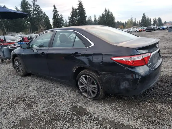 4T1BF1FK1HU745748 2017 TOYOTA CAMRY - Image 2