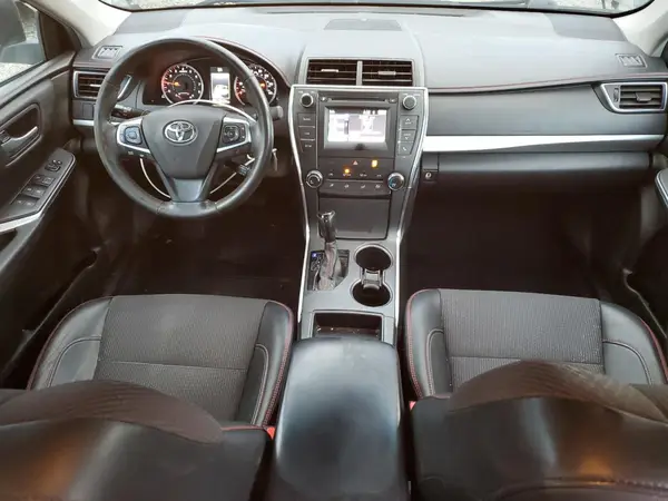 4T1BF1FK1HU745748 2017 TOYOTA CAMRY - Image 8