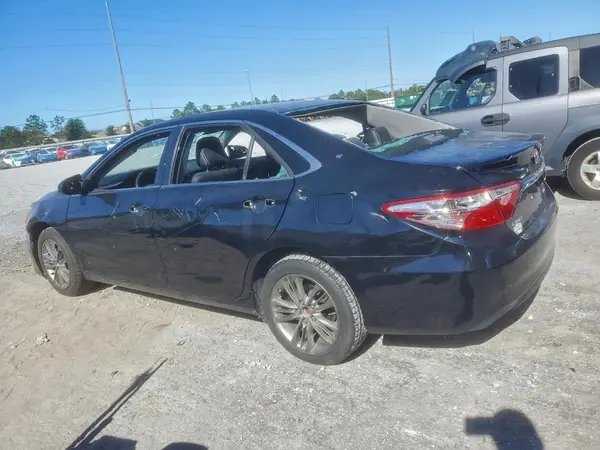 4T1BF1FK1HU750013 2017 TOYOTA CAMRY - Image 2