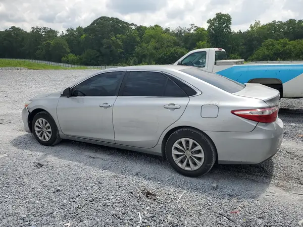 4T1BF1FK1HU751274 2017 TOYOTA CAMRY - Image 2