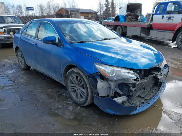 4T1BF1FK1HU755146 2017 TOYOTA CAMRY - Image 1