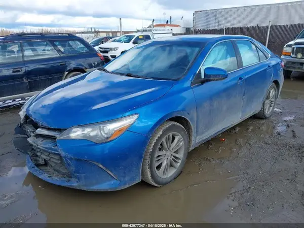 4T1BF1FK1HU755146 2017 TOYOTA CAMRY - Image 2