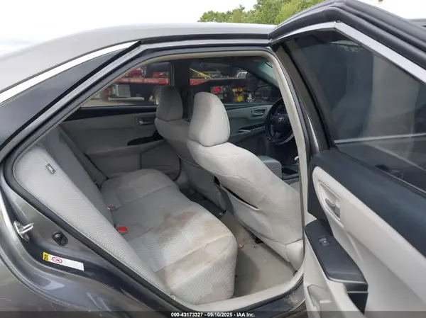 4T1BF1FK1HU755230 2017 TOYOTA CAMRY - Image 8