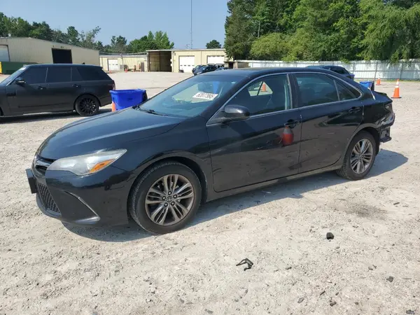 4T1BF1FK1HU756412 2017 TOYOTA CAMRY - Image 1