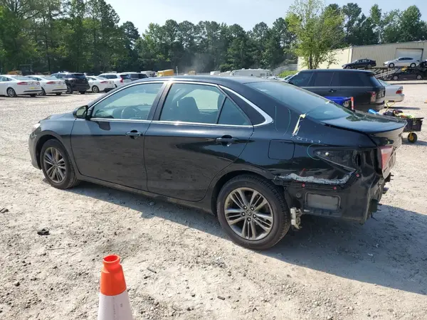 4T1BF1FK1HU756412 2017 TOYOTA CAMRY - Image 2