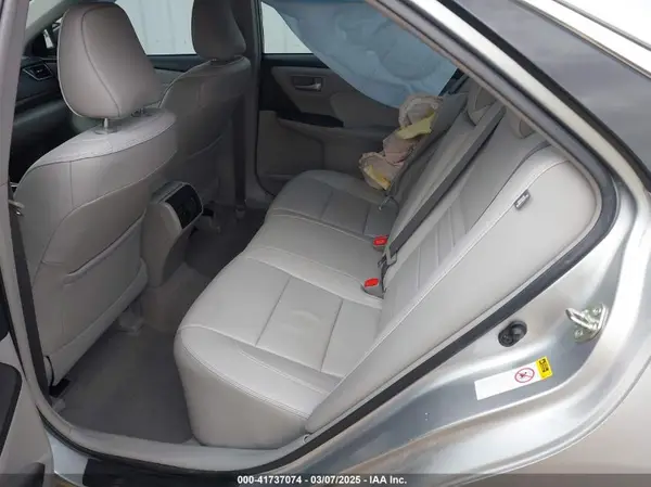 4T1BF1FK1HU765756 2017 TOYOTA CAMRY - Image 8