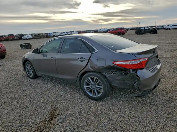 4T1BF1FK1HU769533 2017 TOYOTA CAMRY - Image 2