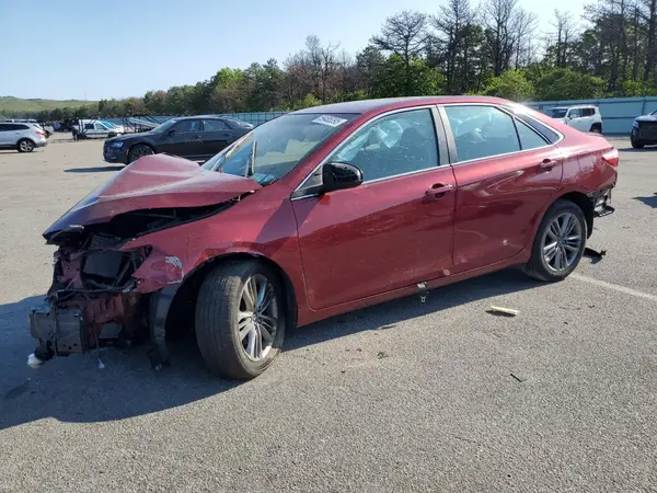 4T1BF1FK1HU775672 2017 TOYOTA CAMRY - Image 1