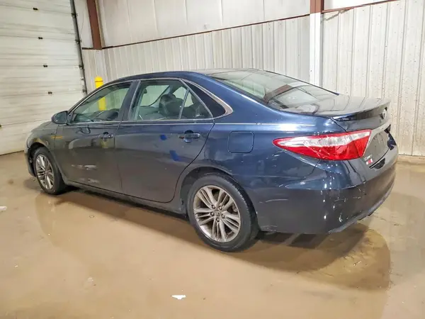 4T1BF1FK1HU778717 2017 TOYOTA CAMRY - Image 2