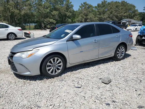 4T1BF1FK1HU786963 2017 TOYOTA CAMRY - Image 1