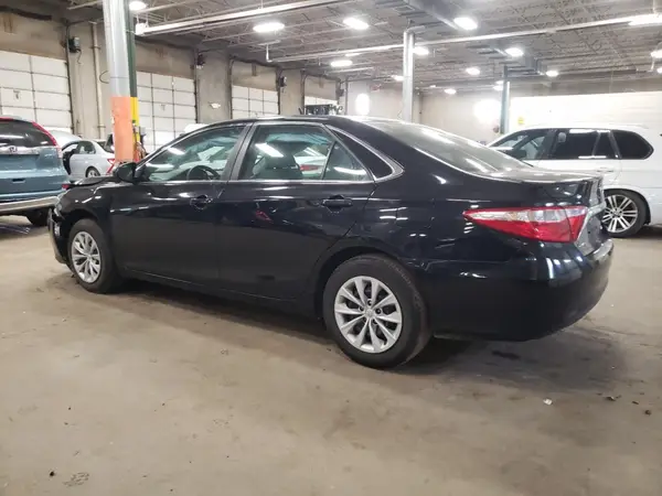 4T1BF1FK1HU790172 2017 TOYOTA CAMRY - Image 2