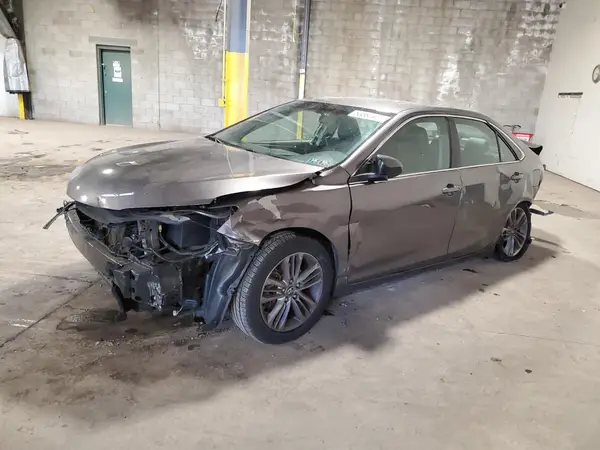 4T1BF1FK1HU794545 2017 TOYOTA CAMRY - Image 1