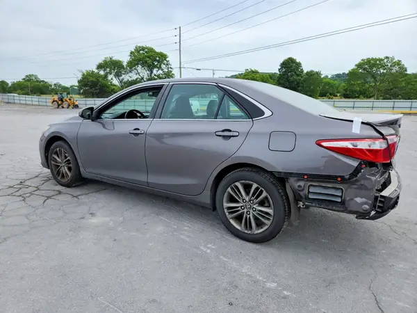 4T1BF1FK1HU795968 2017 TOYOTA CAMRY - Image 2