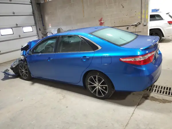 4T1BF1FK1HU796313 2017 TOYOTA CAMRY - Image 2