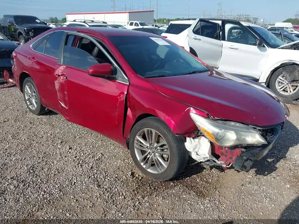 4T1BF1FK1HU798420 2017 TOYOTA CAMRY - Image 1