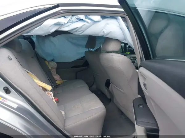 4T1BF1FK1HU803678 2017 TOYOTA CAMRY - Image 8
