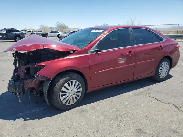 4T1BF1FK1HU810100 2017 TOYOTA CAMRY - Image 1