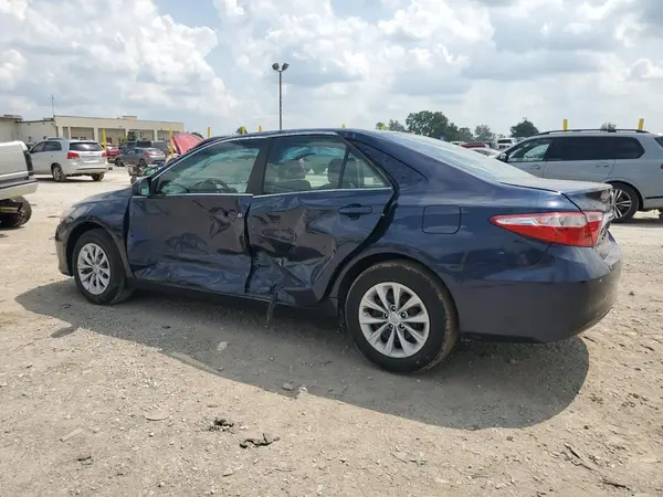 4T1BF1FK1HU811179 2017 TOYOTA CAMRY - Image 2