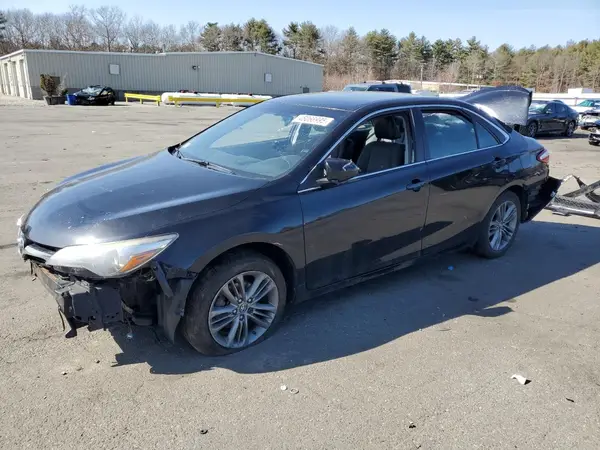 4T1BF1FK1HU811196 2017 TOYOTA CAMRY - Image 1