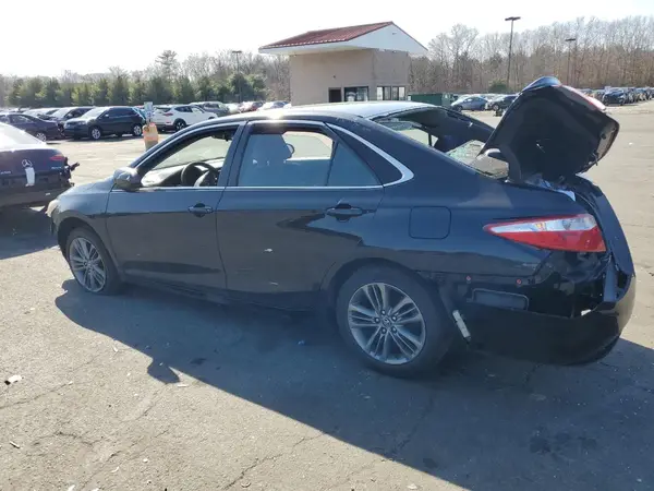 4T1BF1FK1HU811196 2017 TOYOTA CAMRY - Image 2