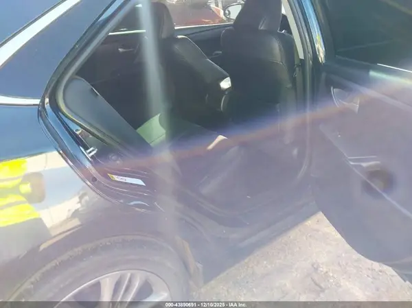 4T1BF1FK1HU814020 2017 TOYOTA CAMRY - Image 8