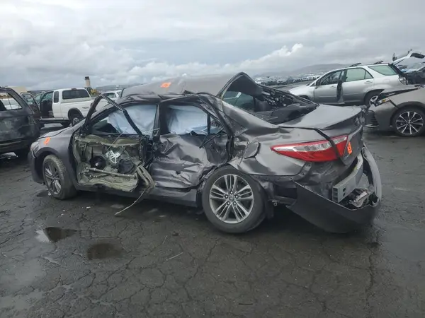 4T1BF1FK1HU815409 2017 TOYOTA CAMRY - Image 2