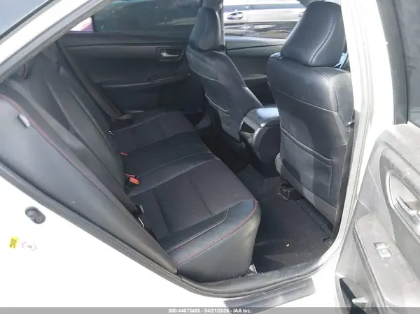 4T1BF1FK2GU117860 2016 TOYOTA CAMRY - Image 8