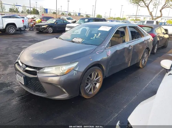 4T1BF1FK2GU121018 2016 TOYOTA CAMRY - Image 2