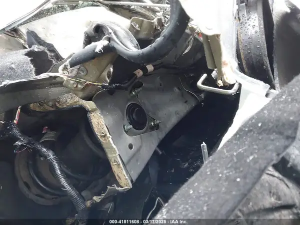 4T1BF1FK2GU121956 2016 TOYOTA CAMRY - Image 8