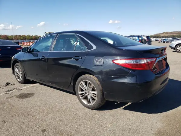 4T1BF1FK2GU122718 2016 TOYOTA CAMRY - Image 2