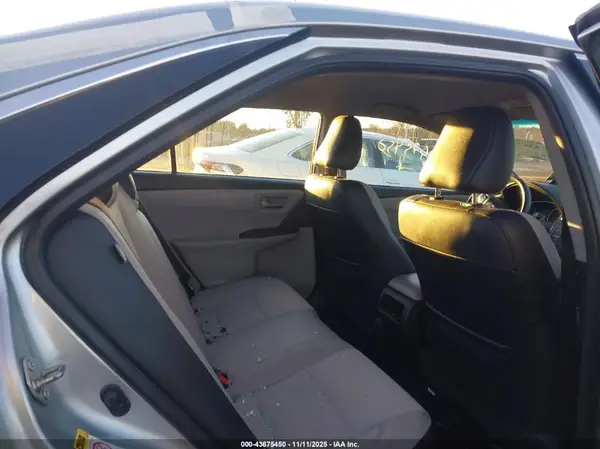 4T1BF1FK2GU123853 2016 TOYOTA CAMRY - Image 8