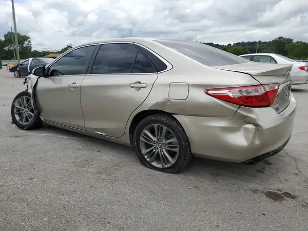 4T1BF1FK2GU125375 2016 TOYOTA CAMRY - Image 2