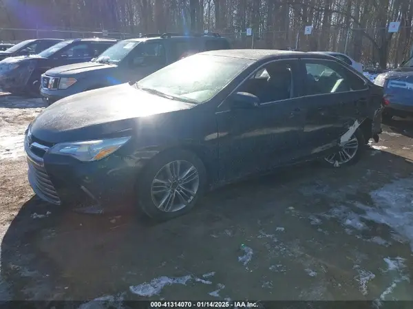 4T1BF1FK2GU125845 2016 TOYOTA CAMRY - Image 2