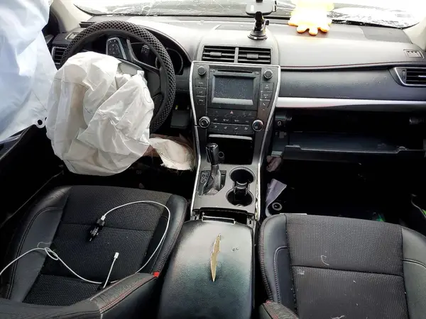 4T1BF1FK2GU127188 2016 TOYOTA CAMRY - Image 8