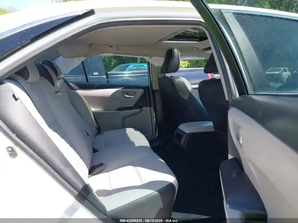 4T1BF1FK2GU128101 2016 TOYOTA CAMRY - Image 8