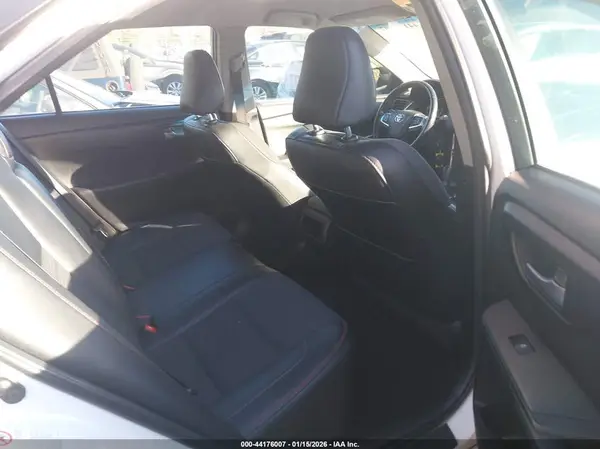 4T1BF1FK2GU128602 2016 TOYOTA CAMRY - Image 8