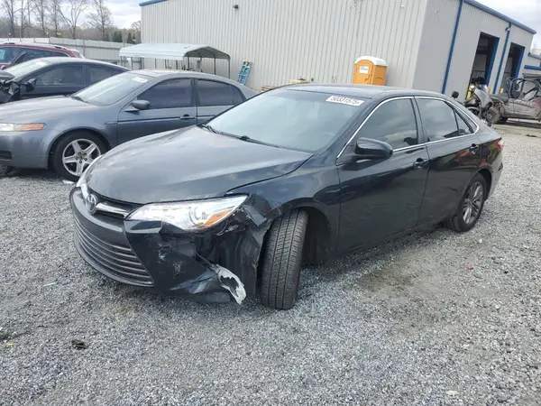 4T1BF1FK2GU139194 2016 TOYOTA CAMRY - Image 1