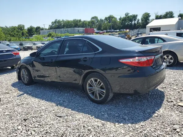 4T1BF1FK2GU142130 2016 TOYOTA CAMRY - Image 2