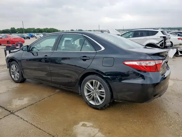 4T1BF1FK2GU148820 2016 TOYOTA CAMRY - Image 2