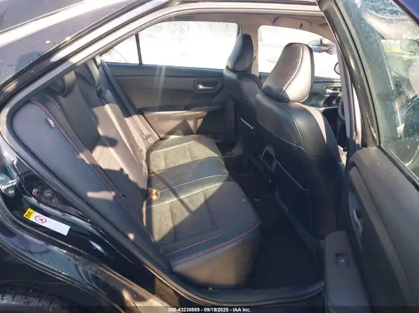 4T1BF1FK2GU150664 2016 TOYOTA CAMRY - Image 8